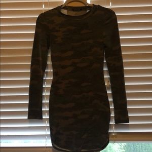 Camp body con dress
